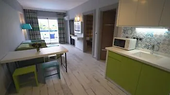 Apartmanhotel Exelsior Junior 3*